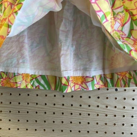Lilly Pulitzer 100% cotton Yellow Floral Print Stretch Waist Skirt - Picture 5 of 9